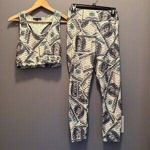 Elite Collection Workout Set Womens L Money Print Sports Bra & Leggings